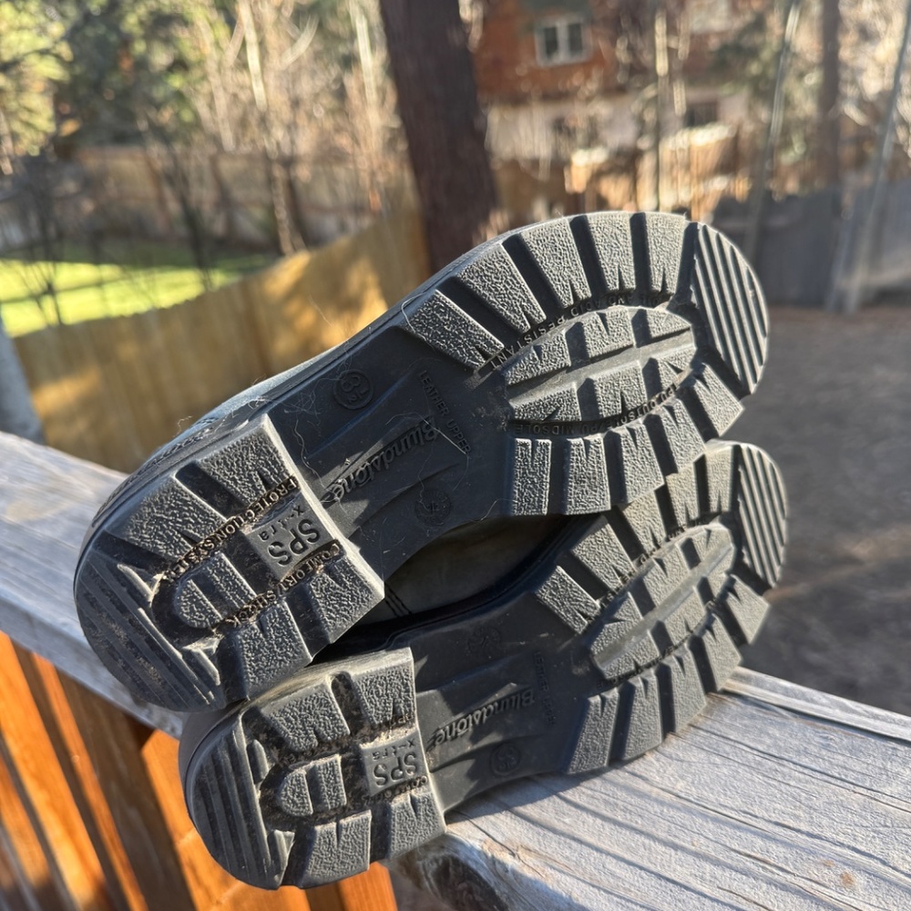 Blundstone boots, size 6 - Picture 4 of 5